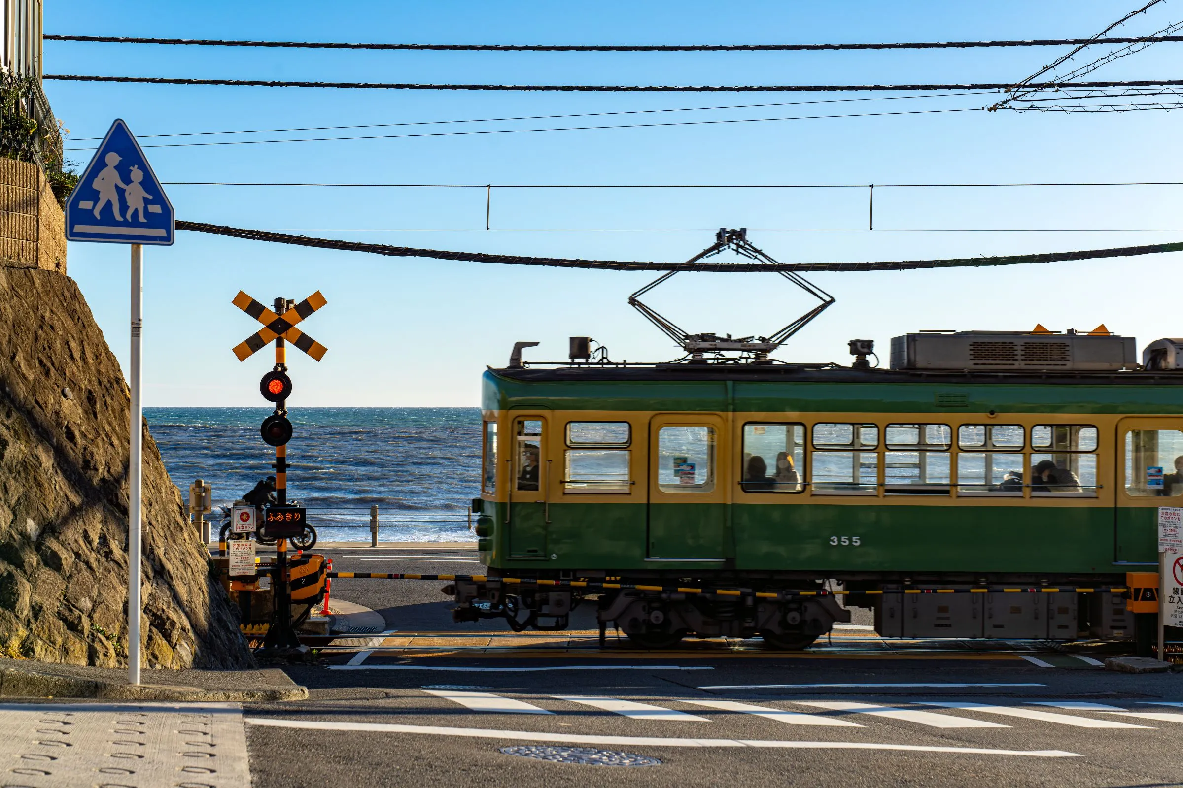 鎌倉駅前の風景
