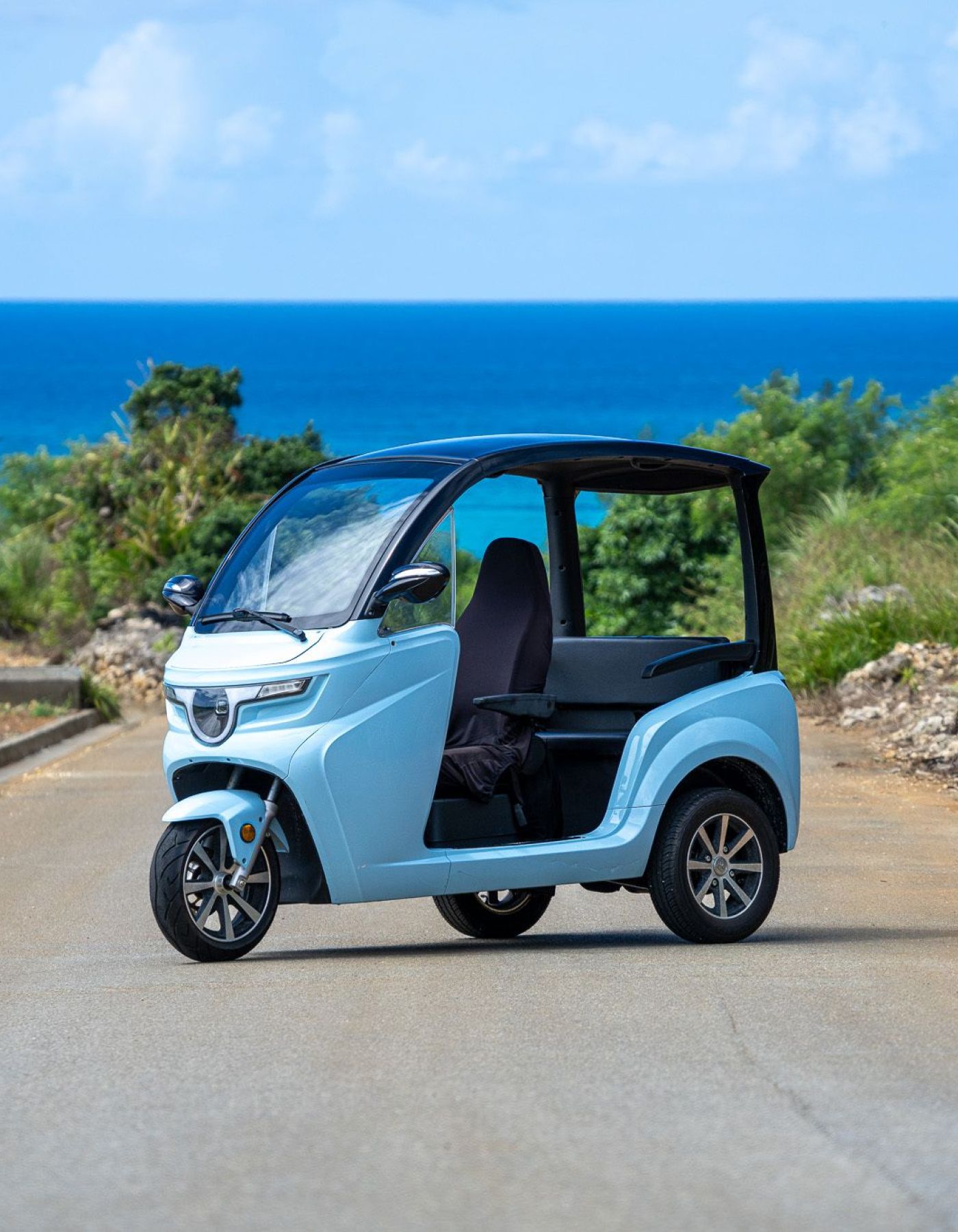 電動トゥクトゥク Emobi 車両